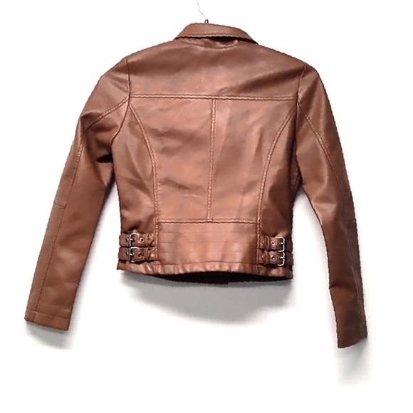 Classic Brown Bomber Jacket with Timeless Appeal - Picture 2 of 6